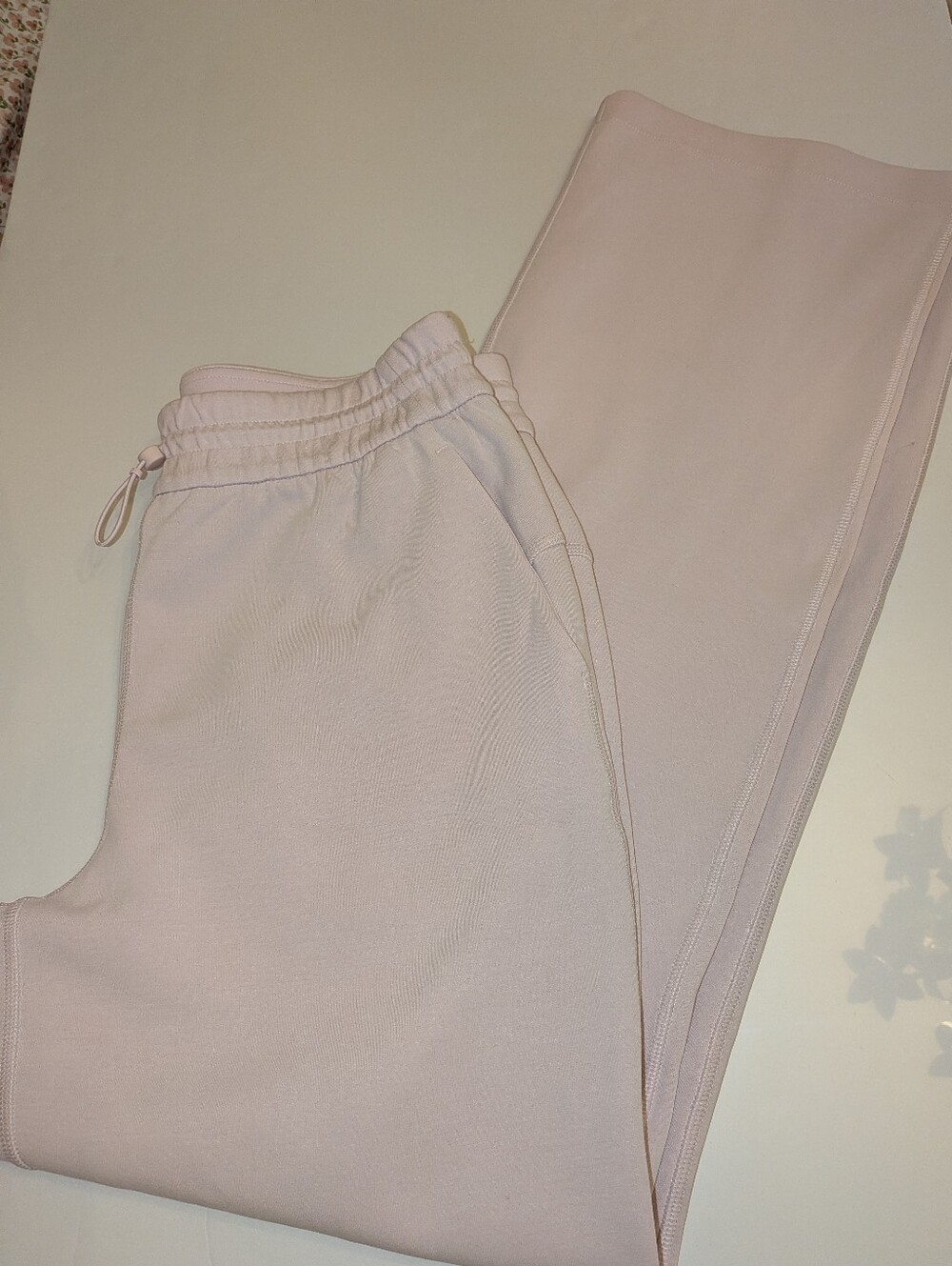 Lululemon Soft Stream Lavender Pants 128 Retail US Size 8 New Without Tags